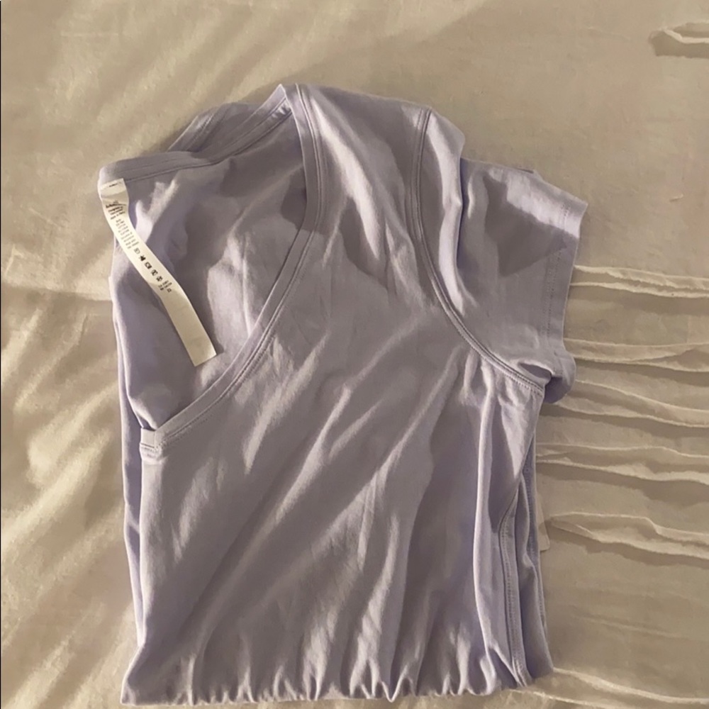 Lululemon Love Tee V